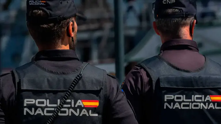 La Polic&iacute;a Nacional detuvo al ladr&oacute;n mientras robaba en un comercio del barrio Delicias de Zaragoza la madrugada del 25 de marzo. Foto de Archivo: Pilar &Aacute;lvarez