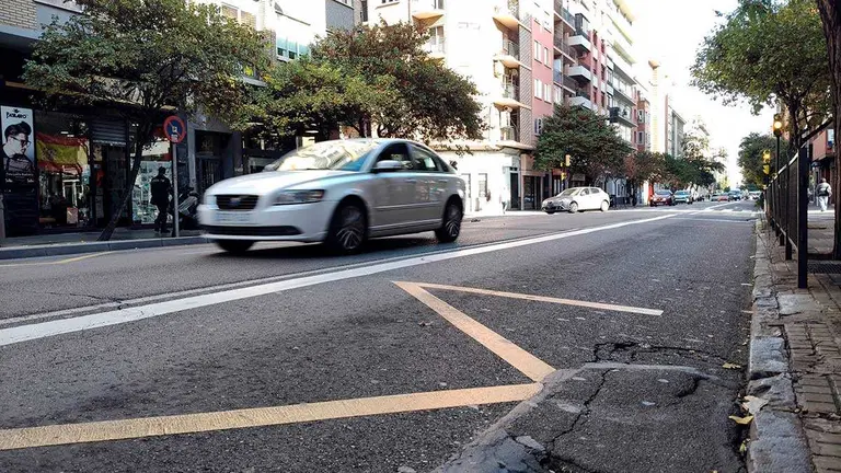 avenida-valencia-zaragoza-obras-desv&iacute;os-tr&aacute;fico-buses