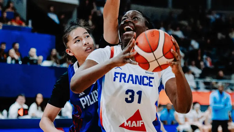 aminata gueye francia