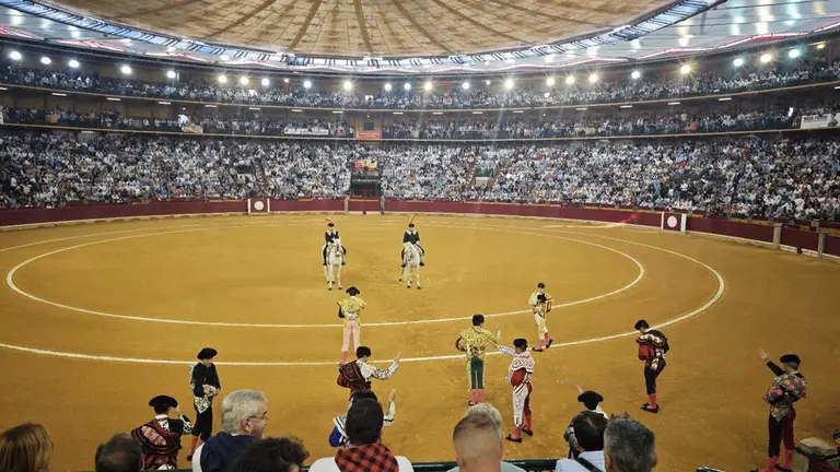 La plaza de la Misericordia se podr&iacute;a quedar sin la Feria de San Jorge | Foto: Vox Zaragoza