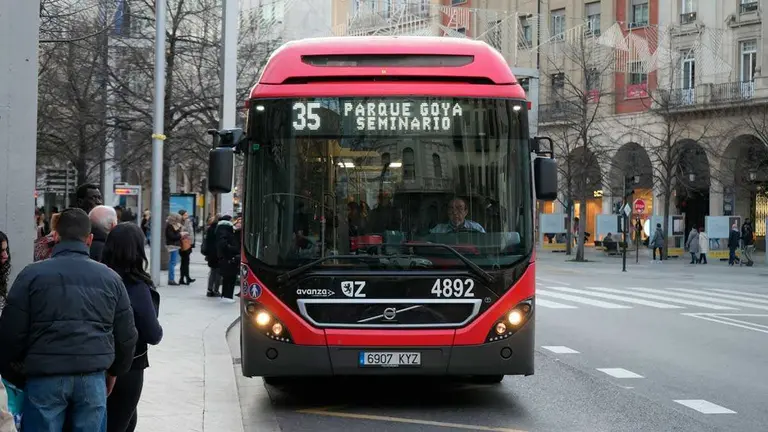 bus-35