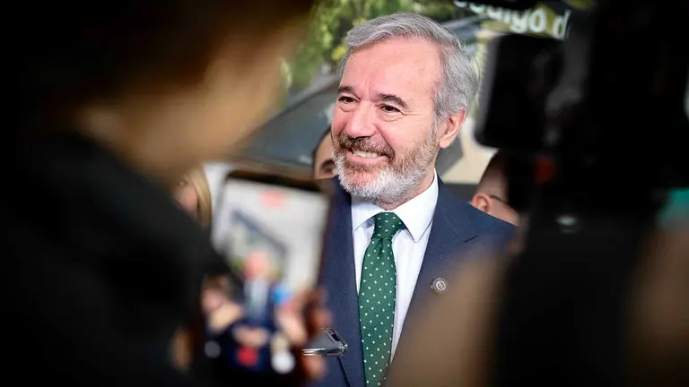 Jorge Azc&oacute;n ha participado en la firma del convenio entre el Gobierno de Arag&oacute;n y el Ayuntamiento de Zaragoza para impulsar el DAT Alierta | Foto: DGA / Fabi&aacute;n Sim&oacute;n
