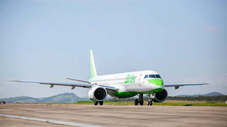 La compa&ntilde;&iacute;a Binter opera vuelos directos desde el Aeropuerto de Zaragoza. Foto: Binter