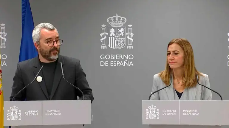 El secretario de Estado de Sanidad y la secretaria general de Protecci&oacute;n Civil | Foto de Ministerio de Sanidad