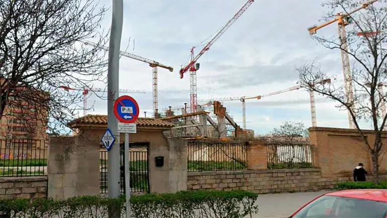 residencia-ancianos-medicos-zaragoza-romareda-ayuntamiento-viviendas