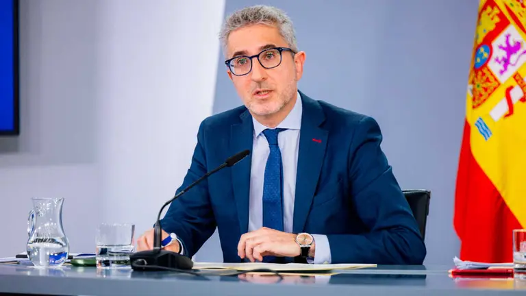 El ministro de Hacienda, Arcadi Espa&ntilde;a, tras un Consejo de Ministros | Foto: Ministerio de Hacienda