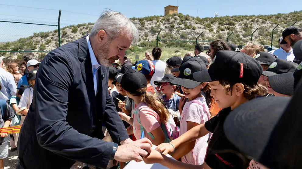 El presidente de Arag&oacute;n, Jorge Azc&oacute;n, en la suelta de linces de este mi&eacute;rcoles | Foto: DGA / Fabi&aacute;n Sim&oacute;n