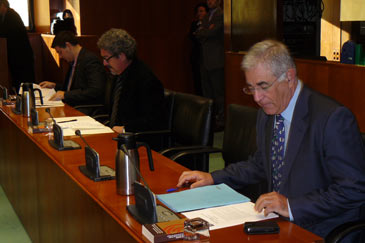 Miguel Aso, Gregorio Briz y Manuel Blasco en la comisión 