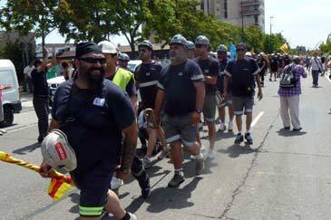 Los mineros a su llegada a Zaragoza 
