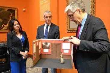 Lasala, en el 140 aniversario de Ibercaja donde se presentó la muestra Pasión por la Libertad
