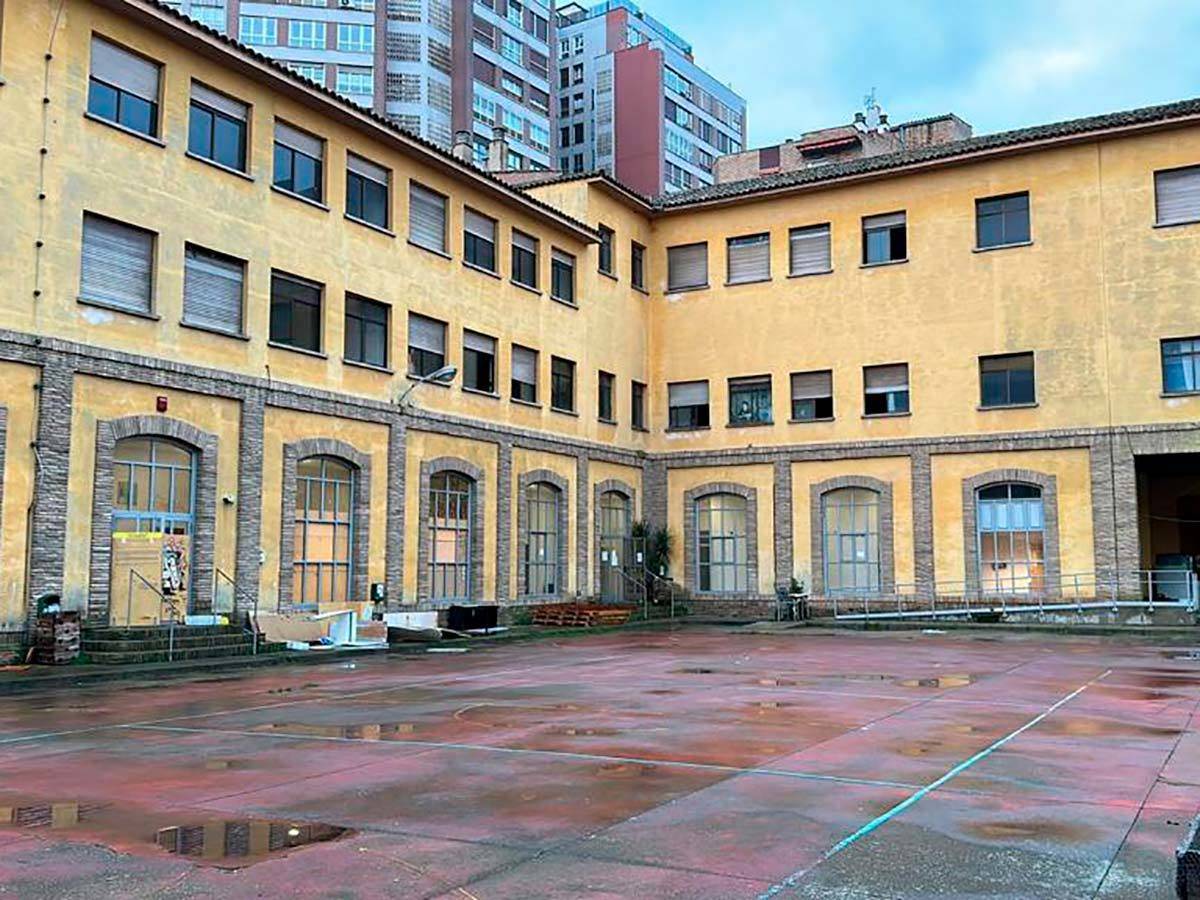 Exterior Luis Buñuel