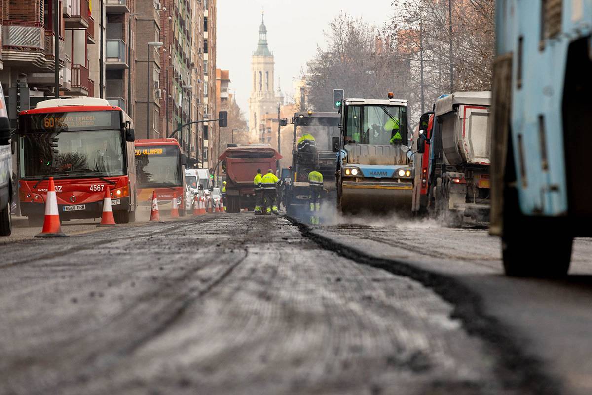 Obras de asfaltado en Zaragoza