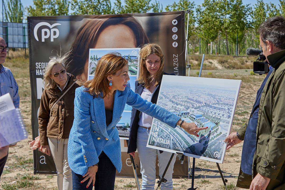 La candidata del PP a la Alcaldía de Zaragoza, Natalia Chueca, durante la presentación del proyecto