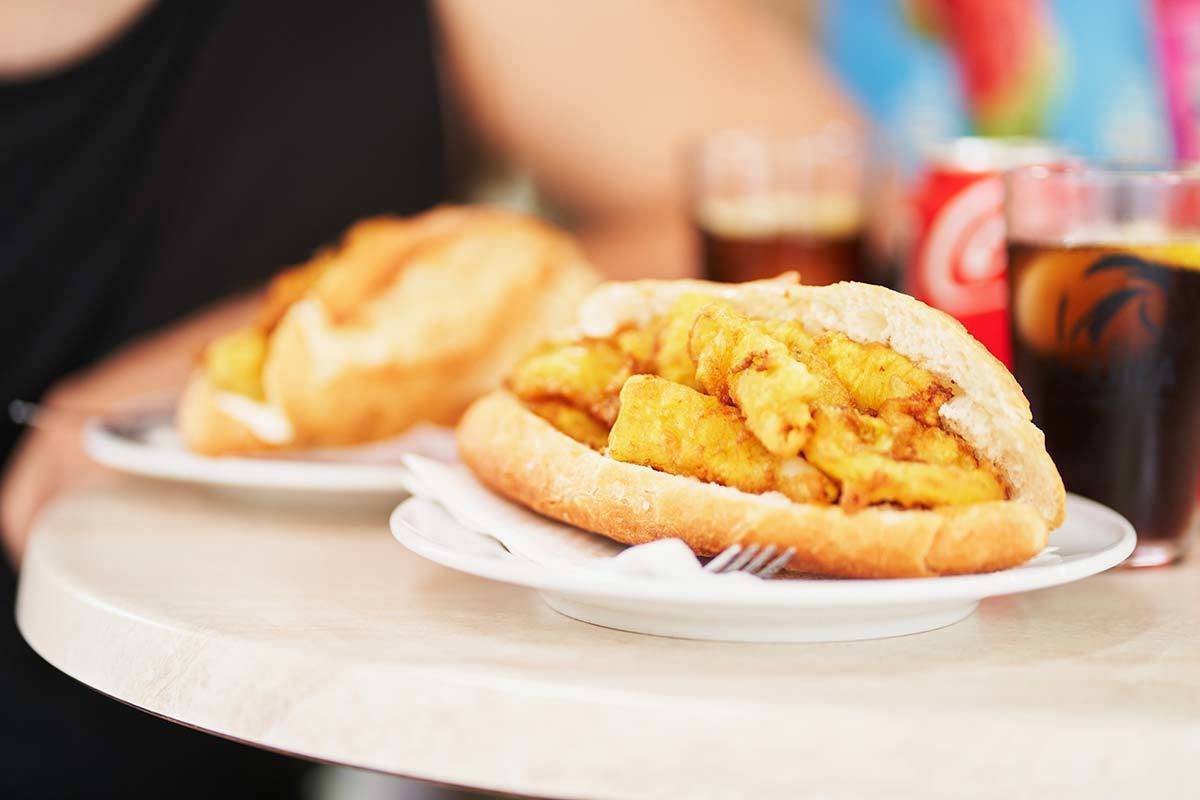 Los calamares siempre son una de las opciones más escogidas por los amantes del tapeo zaragozano