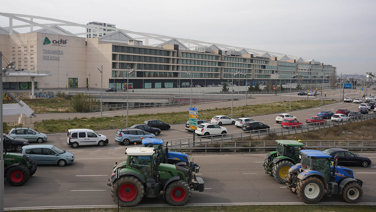 Los tractores llegaron hasta el centro de Zaragoza.