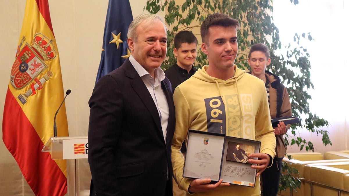 estudiantes-olimpiadas-fisica