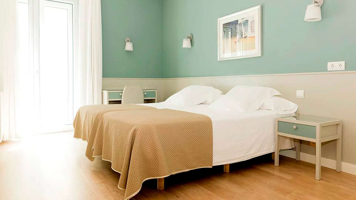 Hotel-Sauce-Zaragoza-Habitacion-Doble-Dos-Camas-04-aa32b633