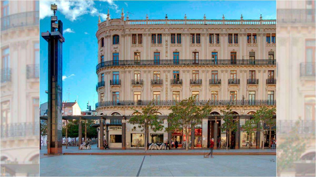 pilar-plaza