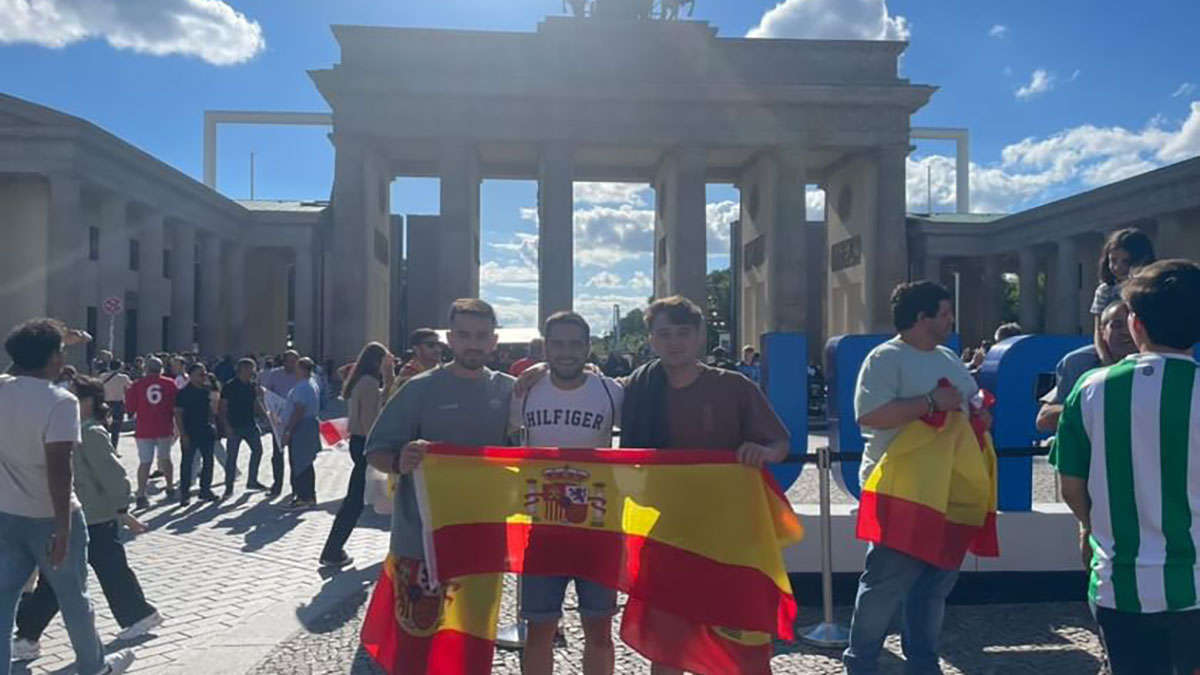 Estos tres maños se encuentran ya en Berlín antes de la final.