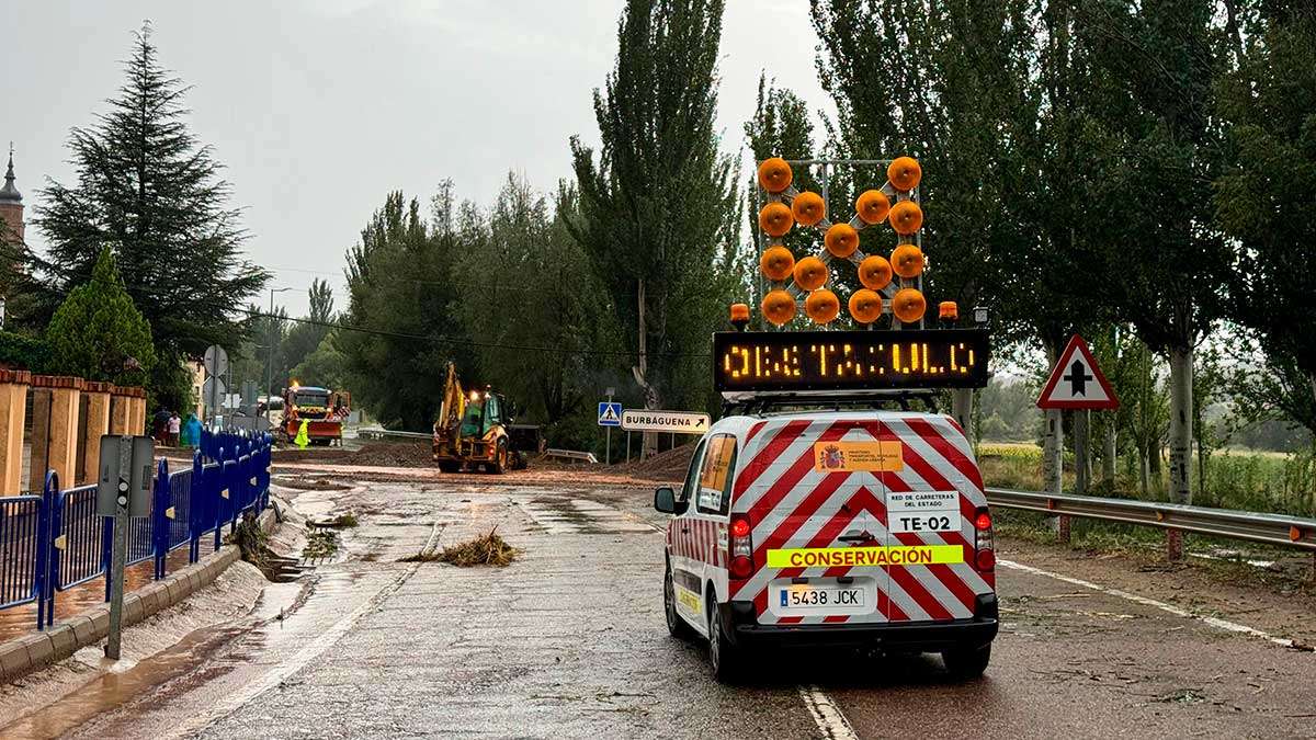 carretera-cortada-burbaguena-teruel-tormentas-lluvia-inundaciones-n234