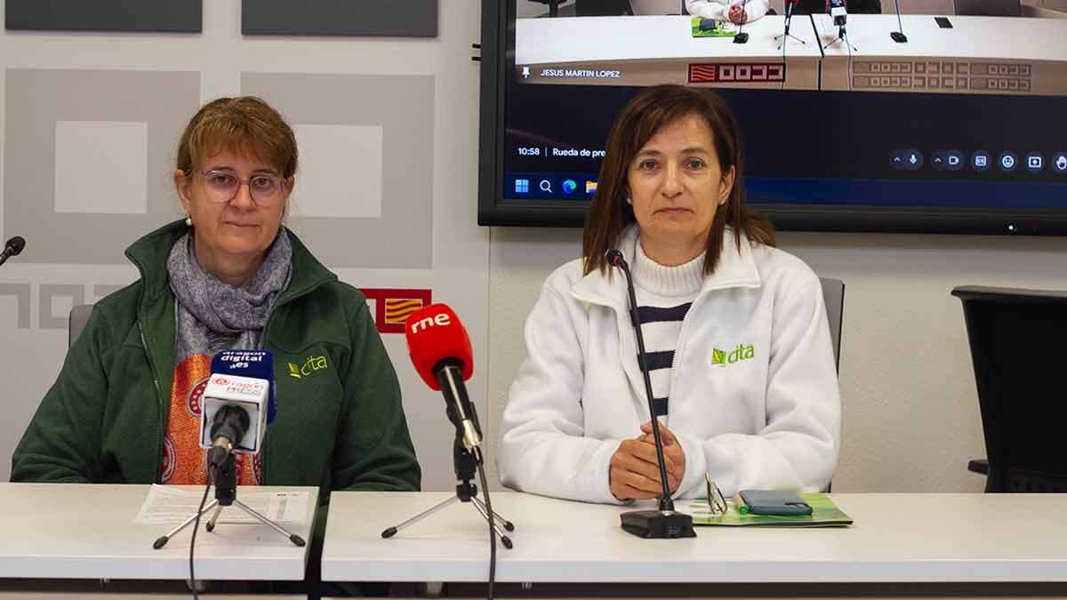 Las representantes del comité de trabajadores del CITA han denunciado la situación del centro este lunes en rueda de prensa.