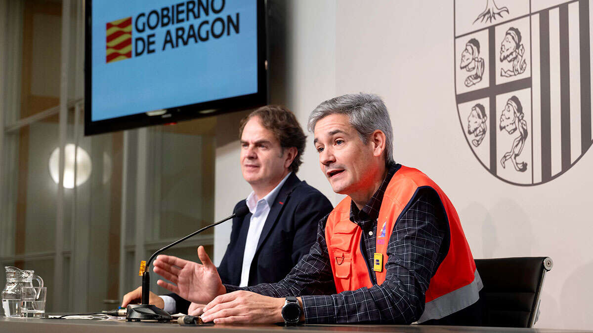 Bermúdez de Castro y Crespo durante la rueda de prensa. Foto: Fabián Simón (DGA)