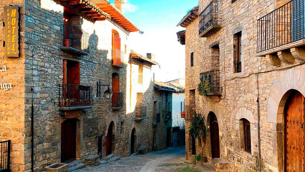 ainsa