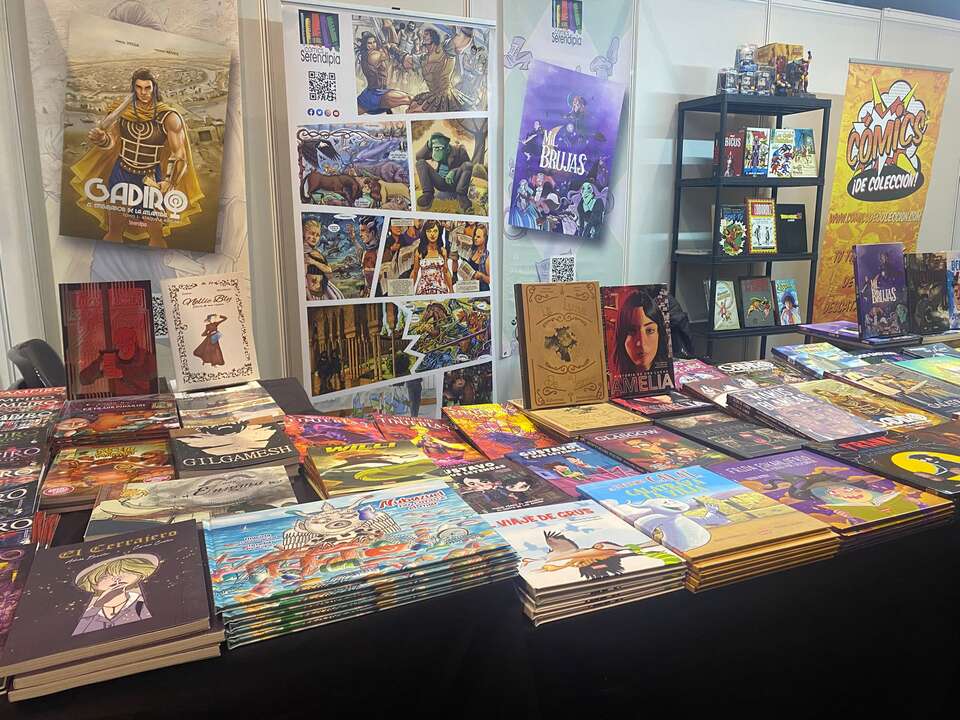 Uno de los expositores del Salón del Cómic.