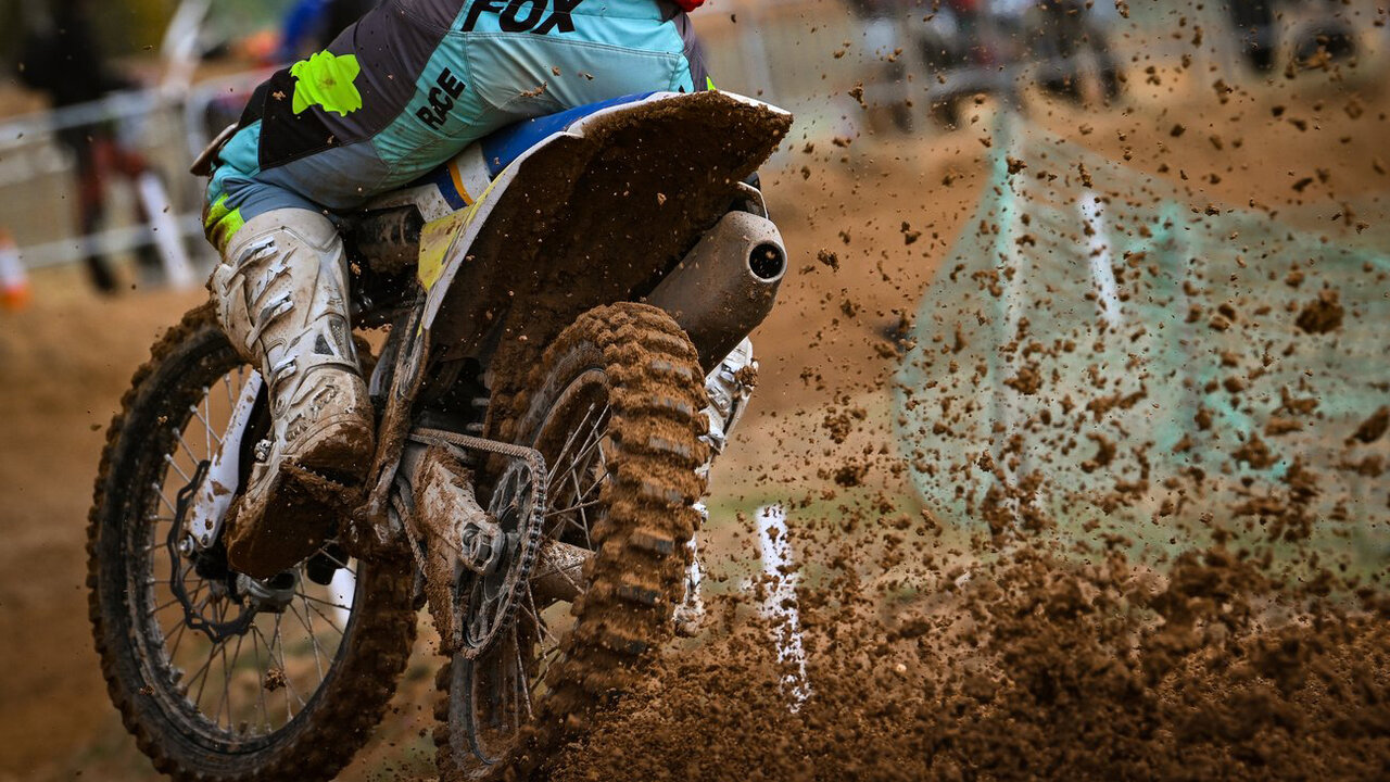 motorcross dentro