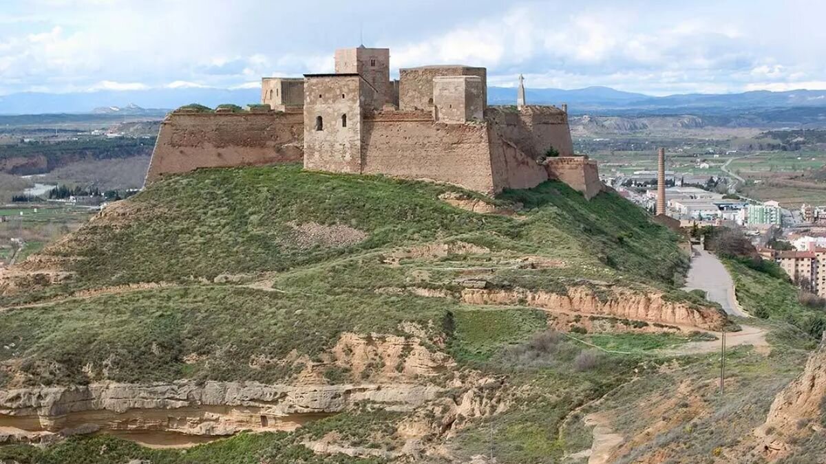 castillo monzon