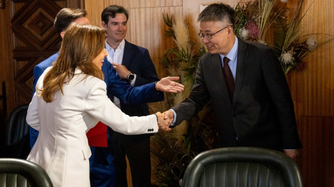 La reunión ha tenido lugar en el Ayuntamiento de Zaragoza