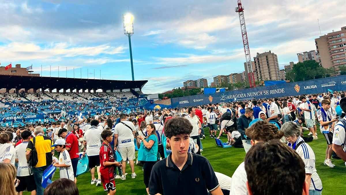 Momento del asalto a La Romareda