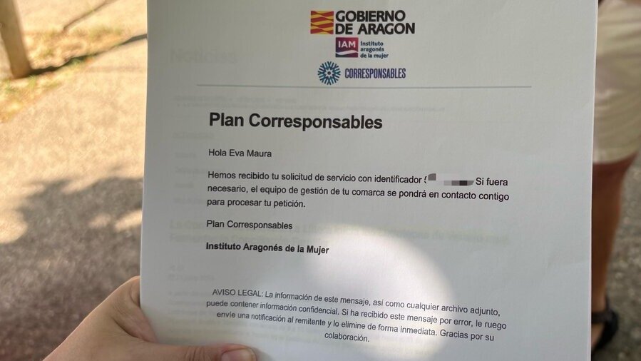Eva Maura consiguió registrar la solicitud de su hijo antes de que eliminaran la inscripción