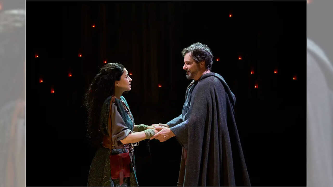 Los-Pilares-de-la-Tierra-Escena-0200-webp-25-(1)