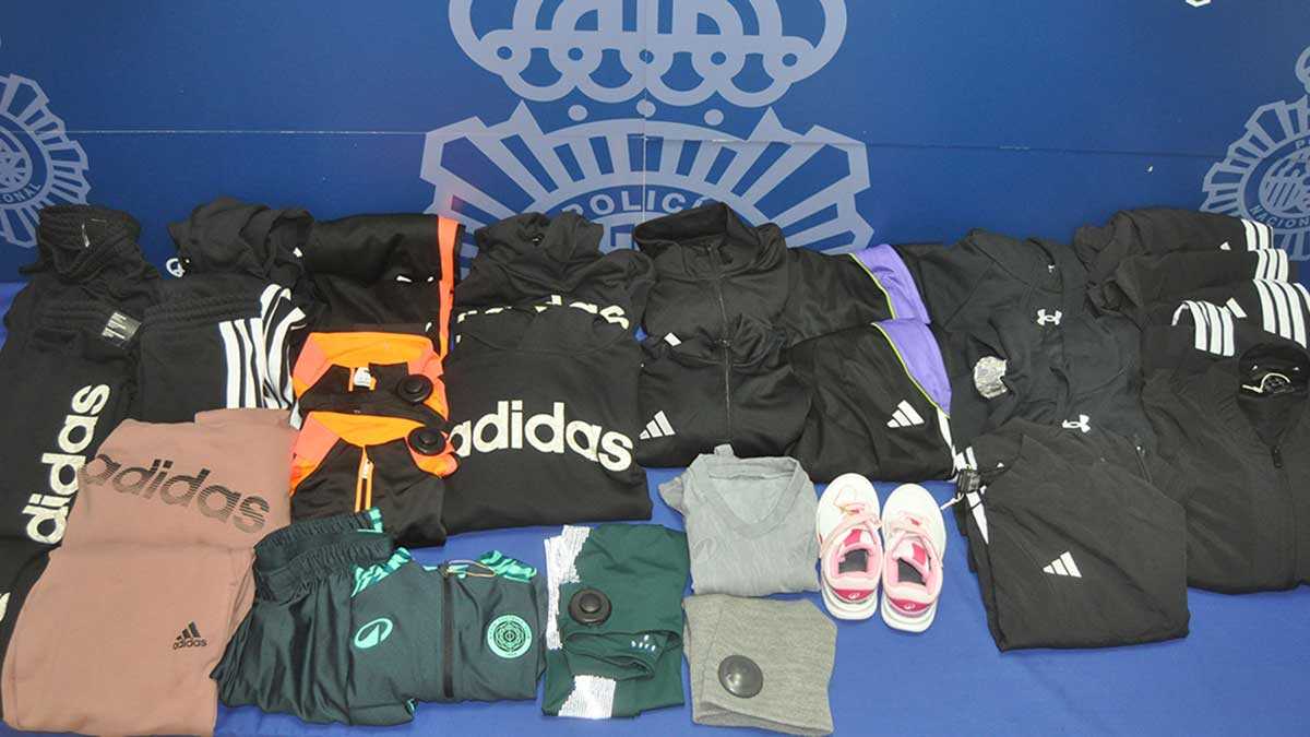 El valor del botín hurtado asciende a 3.000 euros, según fuentes de la Policía Nacional