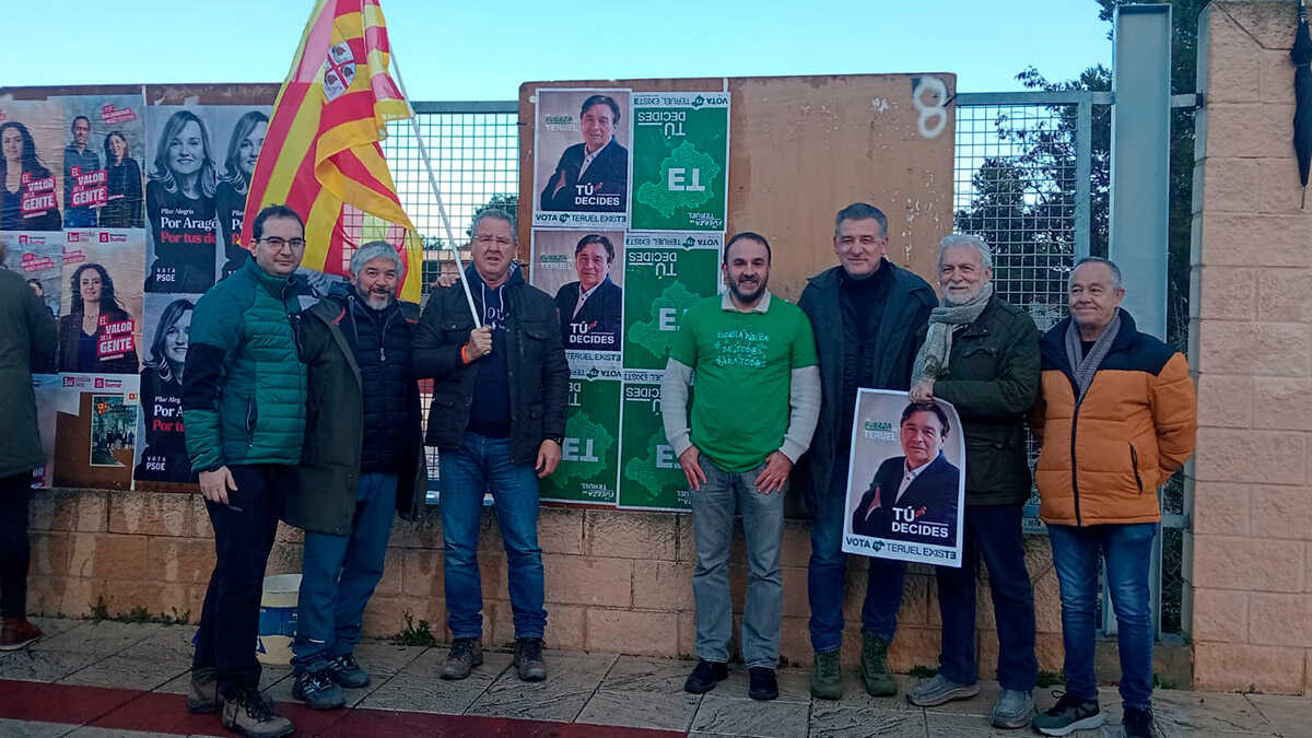 También han pegado carteles en Alcañiz donde ha estado el diputado Joaquín Moreno | Teruel Existe