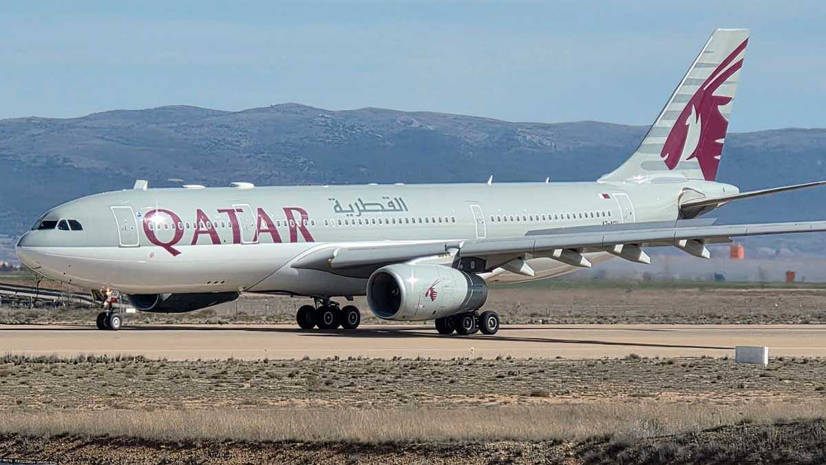 Avión de Qatar Arwais en el Aeropuerto de Teruel. Foto: DGA