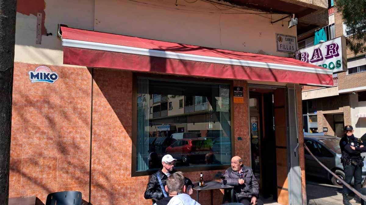 Varios vecinos de la zona han presenciado el suceso. Foto: Actualidad Media